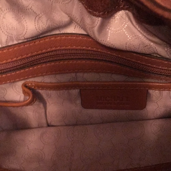 Micharl Kors Beautiful distressed leather Michael Kors Tote in brown - Picture 5 of 7